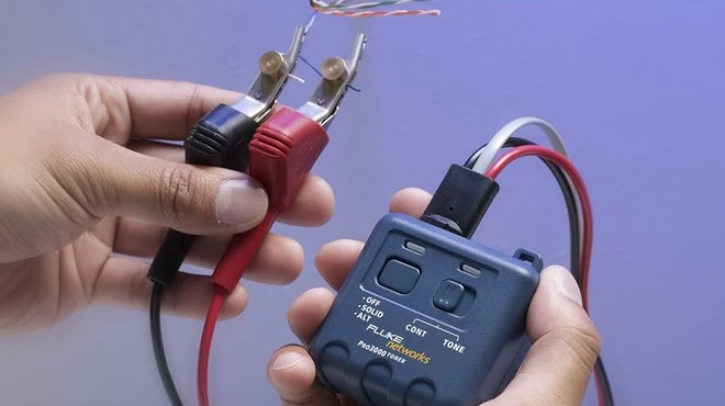 Traceur de câbles Fluke Pro3000 : trouver une gaine