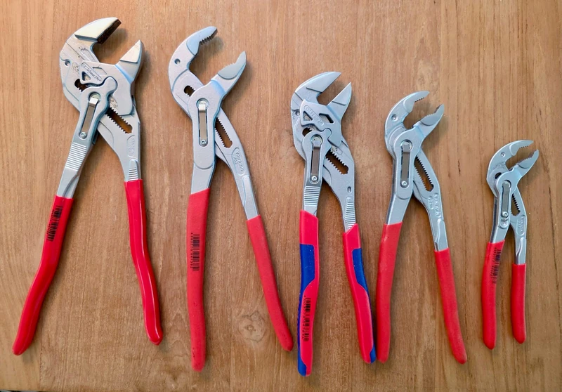 KNIPEX 86 03 180 : avis sur la pince-clé
