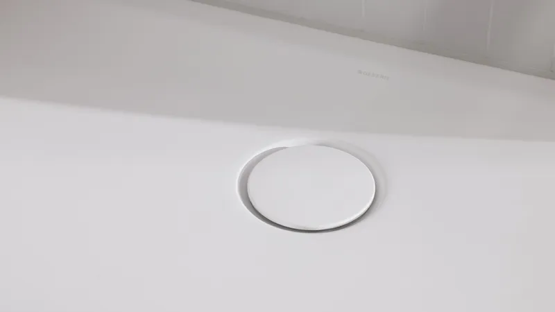Odeur de canalisation : évier, salle de bain, solutions