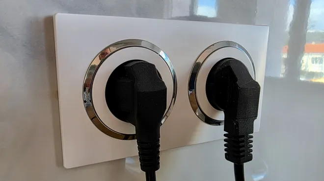 Dooxie ou Odace : quelles prises et interrupteurs choisir ?