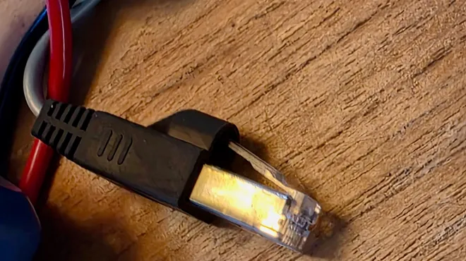 Installer une prise Ethernet murale RJ45 : méthode