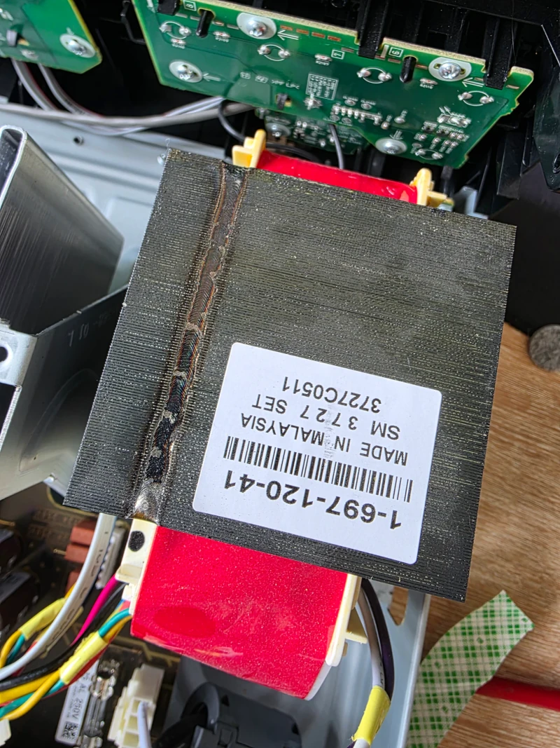 Électronique et électricité : les différences