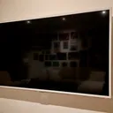 Cacher fil TV mur sans saignée : solutions propres