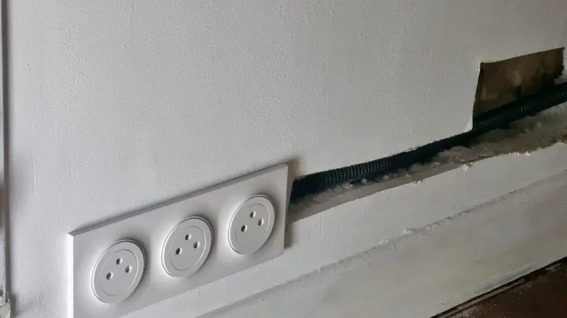 Prix installation prise téléphone RJ45 : tarifs