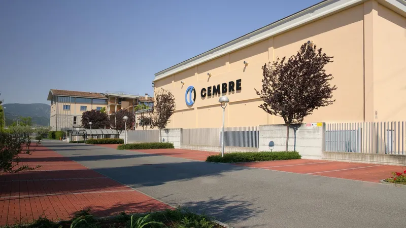 Cembre : histoire de la marque italienne du sertissage