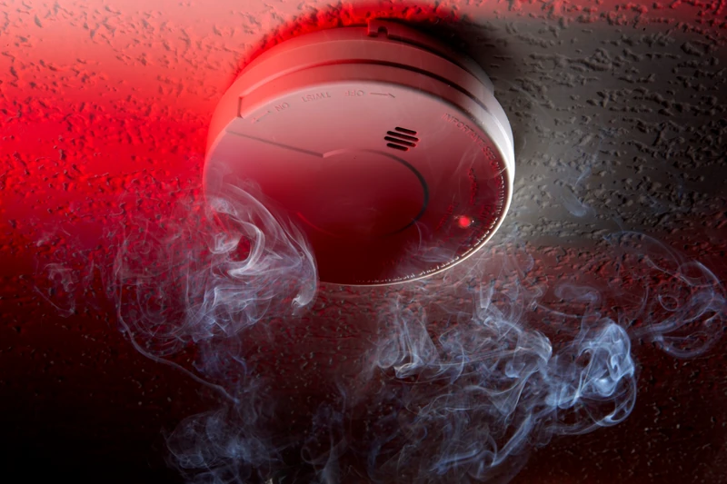 Détecteur de fumée : combien en installer et où