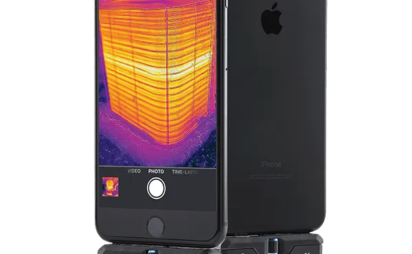 FLIR One Pro face aux caméras thermiques pour smartphone
