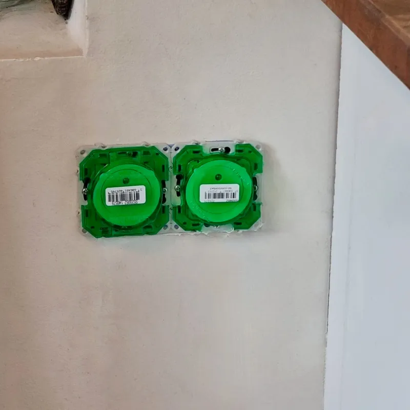 Prix rénovation électrique cuisine : 900 à 3 500 €