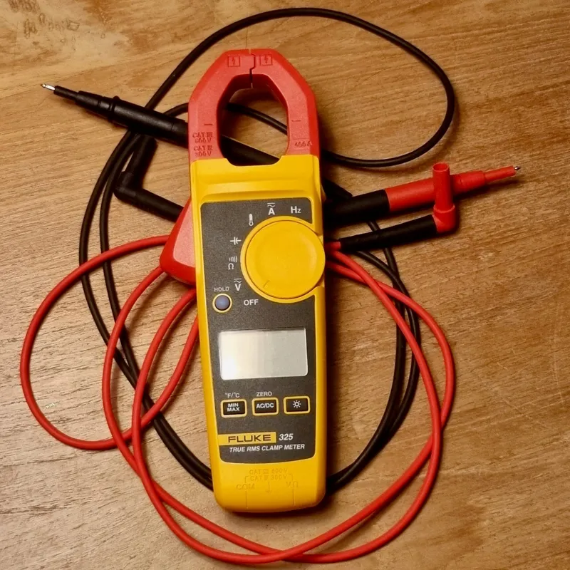Fluke ou Chauvin Arnoux : comparatif terrain