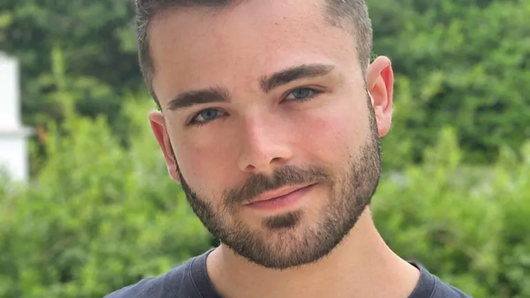 Théo Desrousseaux — électricien Sparx Élec