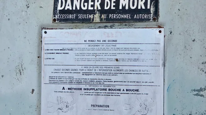 Haute tension électrique danger : 10 choses à savoir
