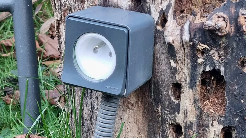 Guide : choisir ses prises électriques intérieur et extérieur