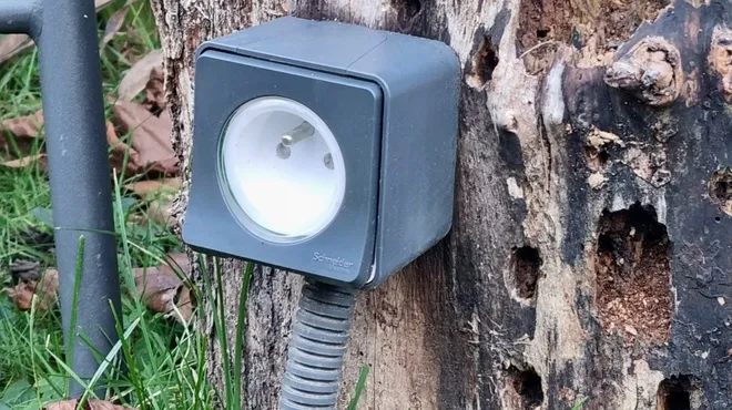 Guide : choisir ses prises électriques intérieur et extérieur