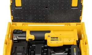 REMS Mini-Press ou Milwaukee M12 HPT : le comparatif