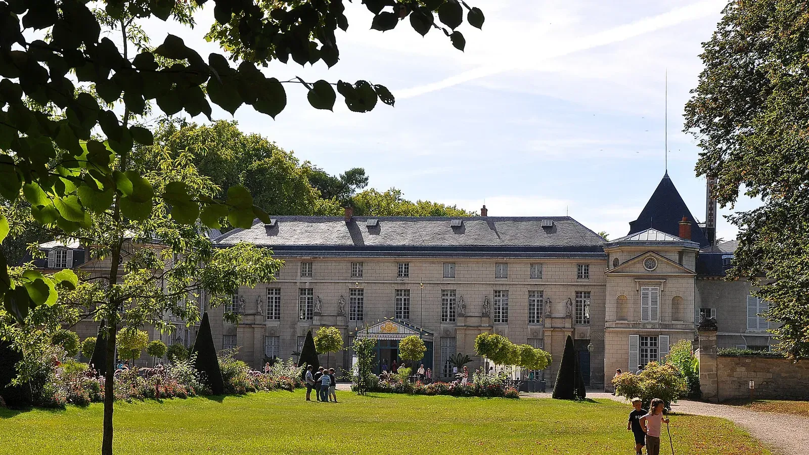 Façade principale du château de Malmaison à Rueil-Malmaison