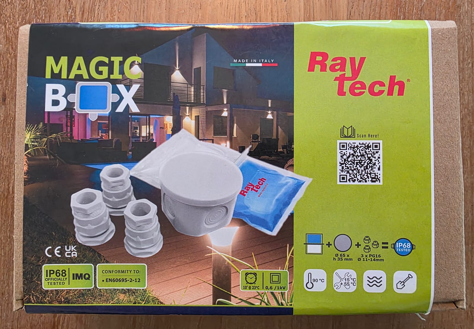 Carton du kit Magic Box Raytech IP68 avec presse-étoupes et gel
