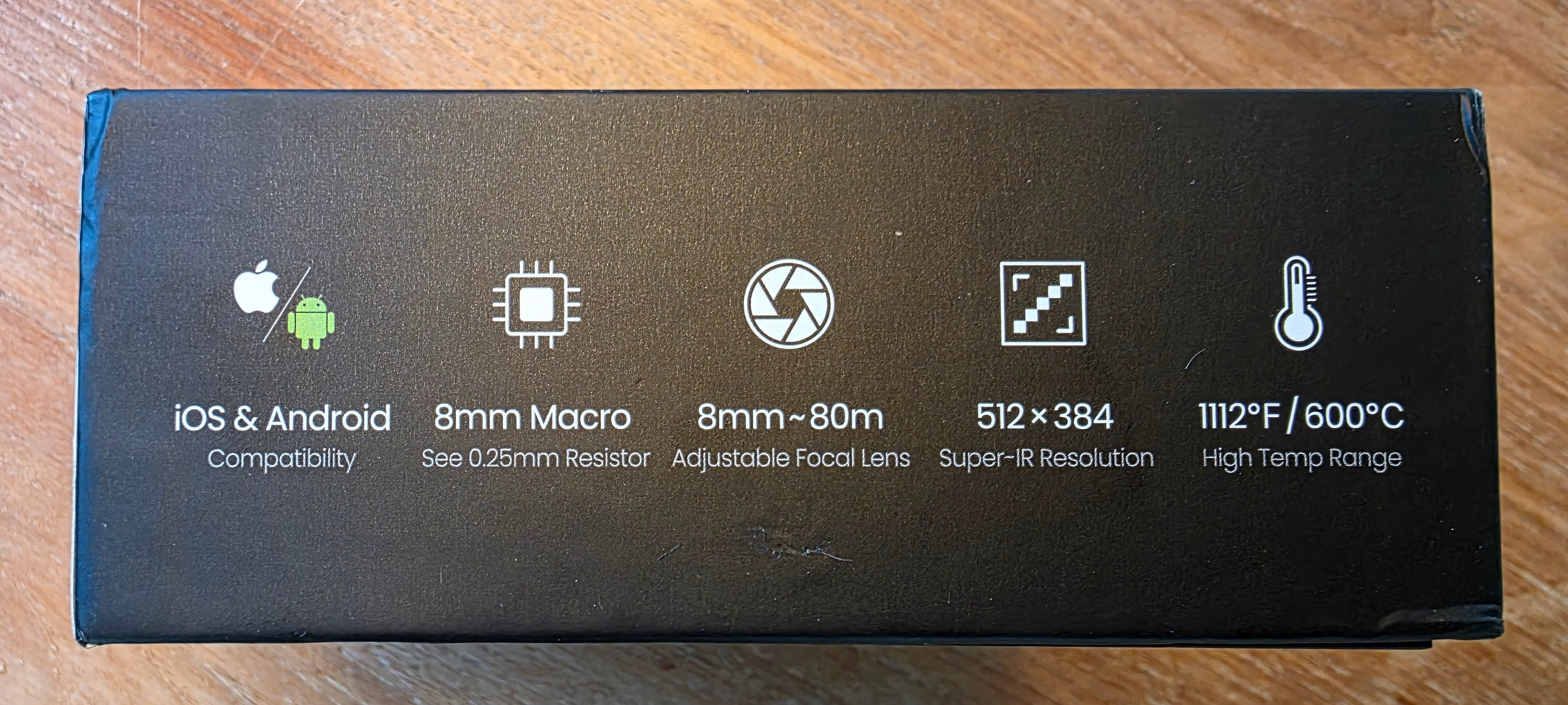 Seite der Verpackung der Thermal Master P3 mit den technischen Daten und der Angabe 512 × 384