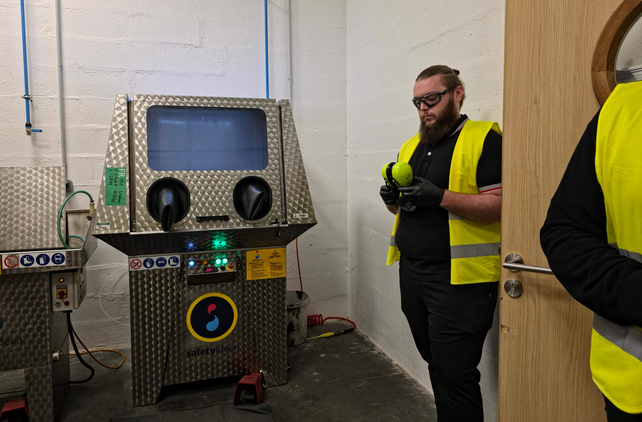 Machine de nettoyage Safetykleen dans l’atelier du site de Champlan