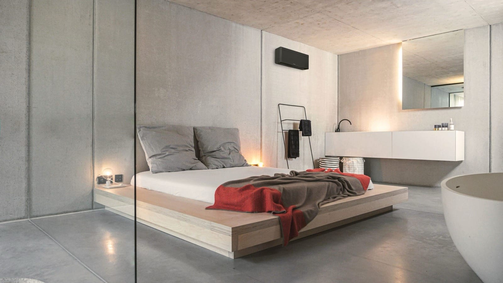 Unité intérieure de climatisation murale dans une chambre