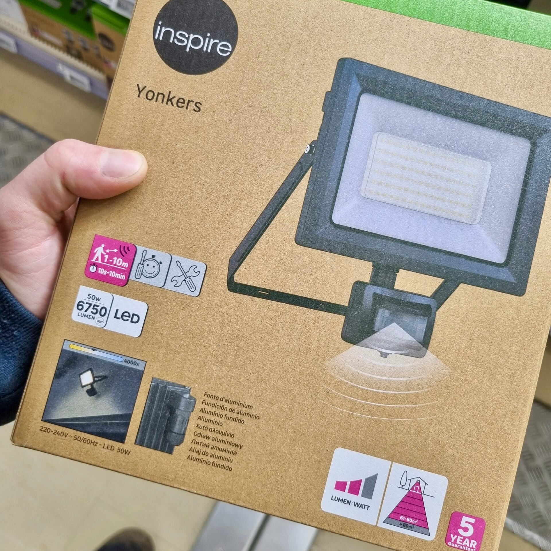 Photo boîte neuve spot Inspire 6450 lumens avec capteur PIR Leroy Merlin