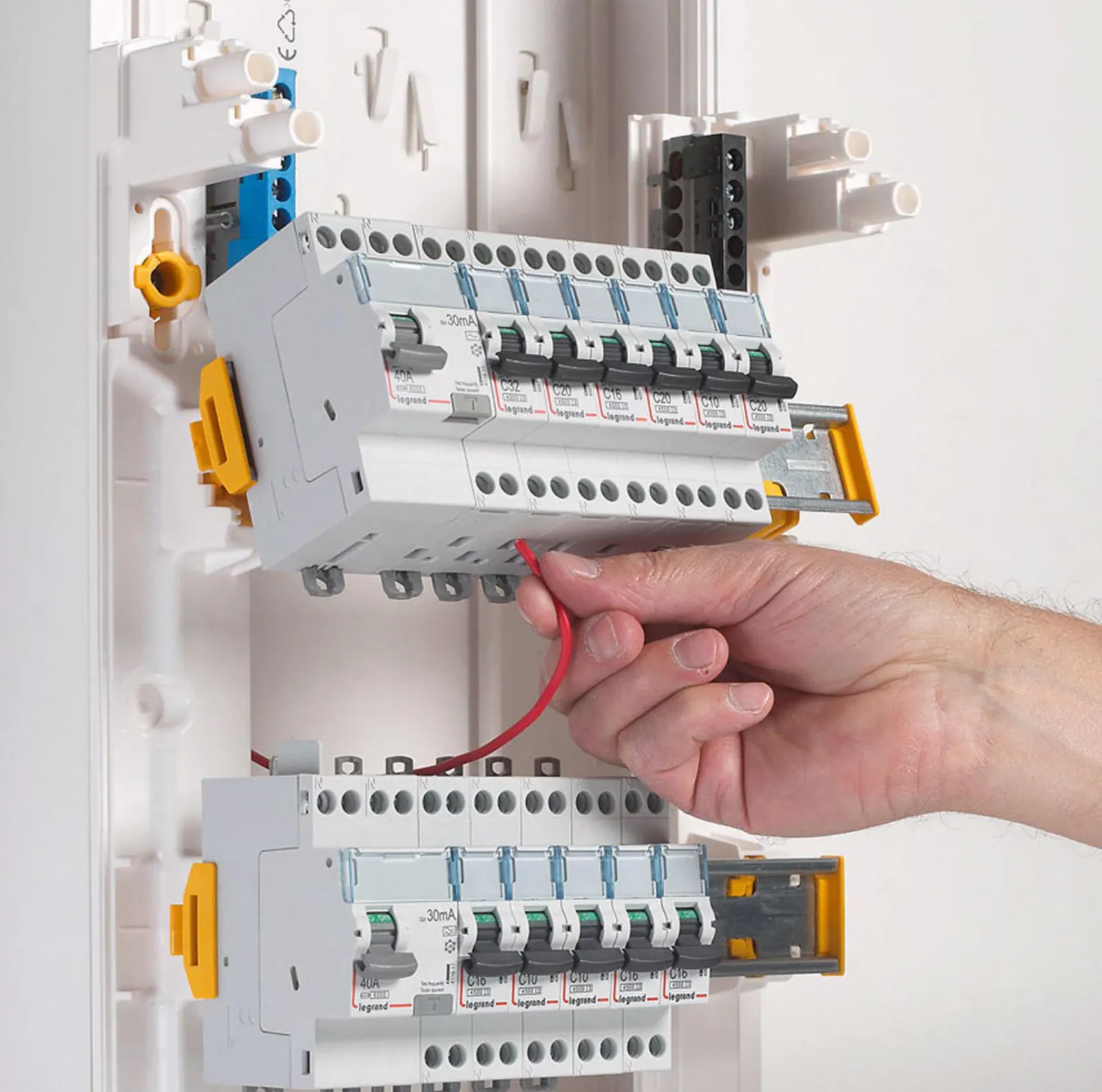 Coffret Legrand Drivia ouvert