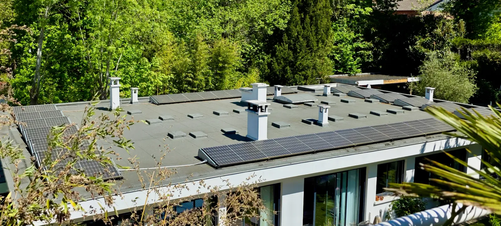 Panneaux solaires sur une maison