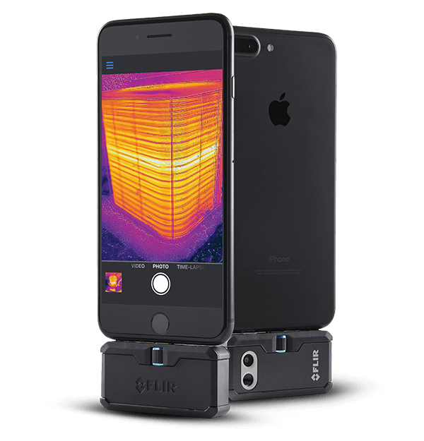 FLIR One Pro, module thermique pour smartphone, vue de profil avec le connecteur OneFit