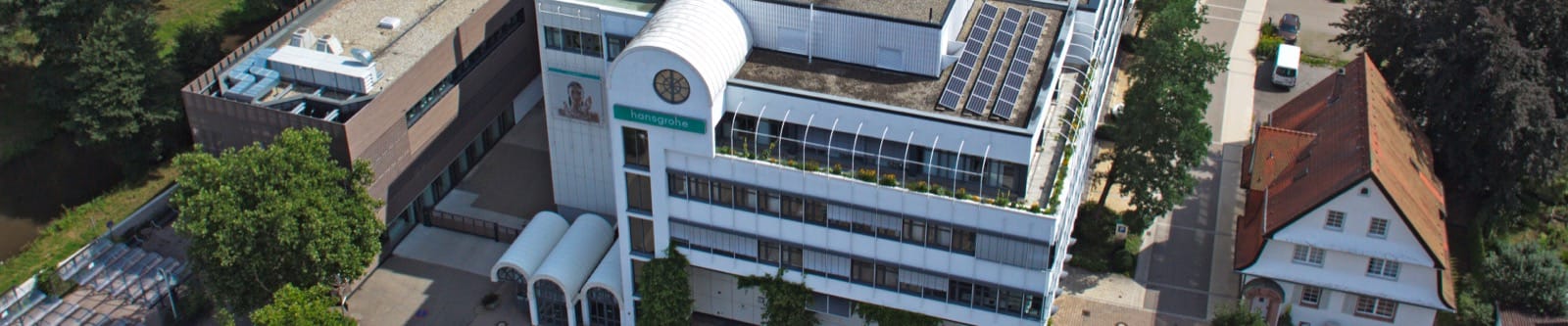 Vue extérieure du siège du groupe Hansgrohe à Schiltach en Allemagne