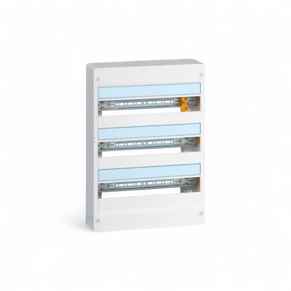 Coffret électrique blanc à trois rangées doté de rails DIN métalliques et de caches bleus translucides.
