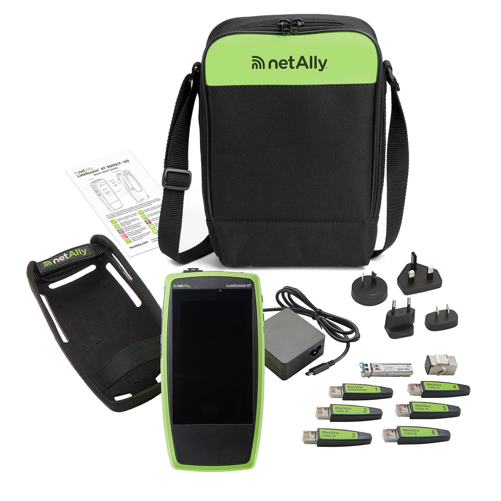 Kit du testeur netAlly LinkRunner avec sac bandoulière, housse, chargeur, adaptateurs et connecteurs WireView numérotés.