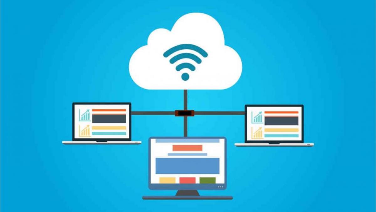 Une illustration vectorielle représentant un nuage avec un symbole Wi-Fi connecté à plusieurs ordinateurs via un réseau.