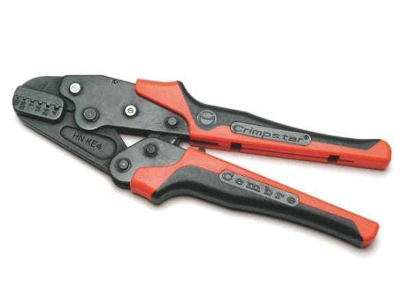 Pince Cembre HNKE4 à cliquet pour embouts de câble avec empreintes trapézoïdales