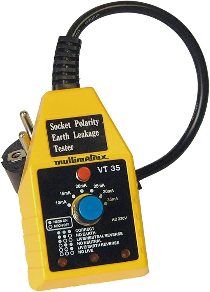 Gros plan du testeur multimetrix VT 35 montrant les inscriptions Socket Polarity Earth Leakage Tester, le bouton rotatif bleu et les voyants indicateurs.
