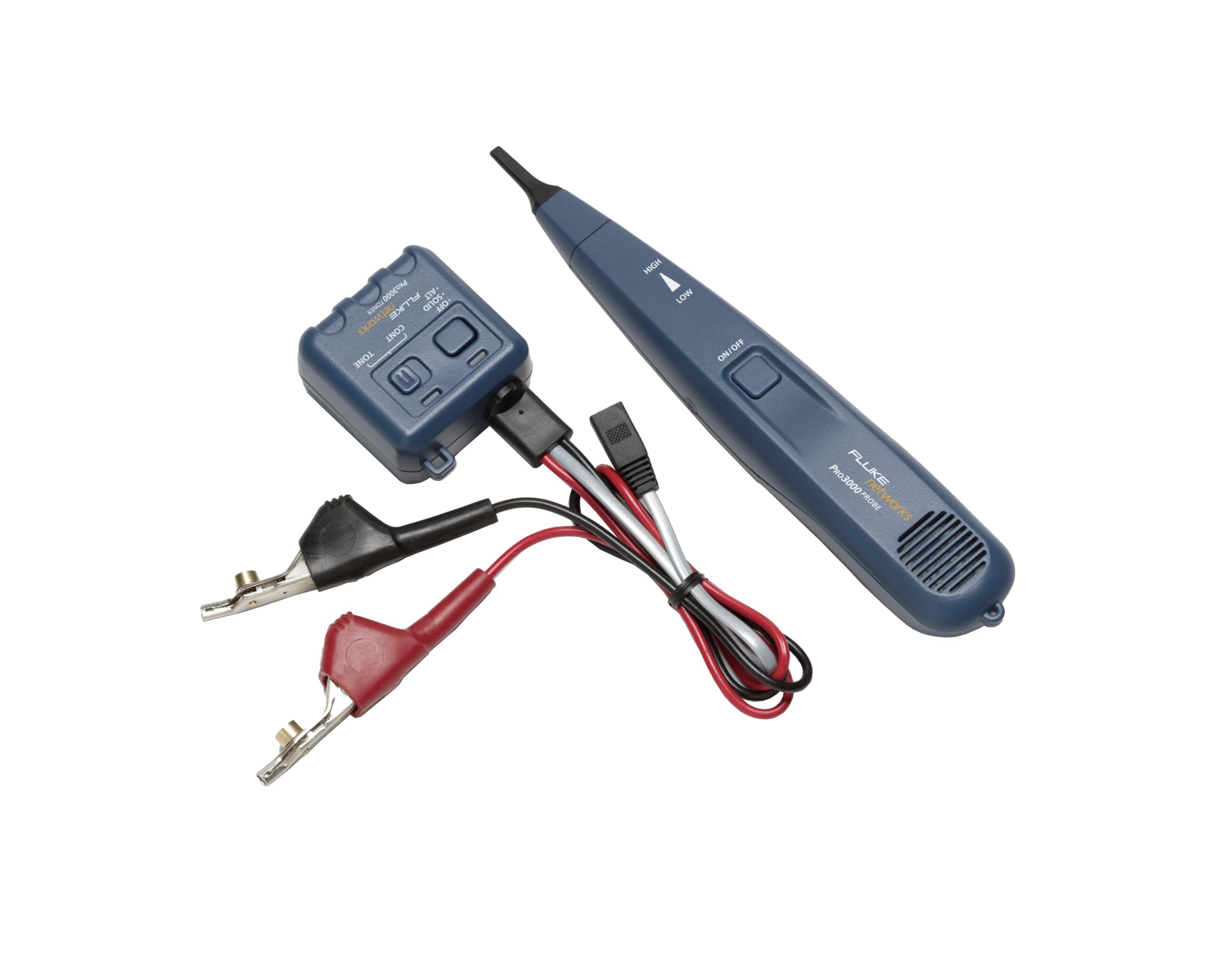 Traceur de câbles Fluke Networks Pro3000 Probe bleu avec son émetteur et ses câbles à pinces crocodile sur fond blanc.