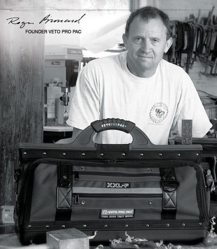 Portrait en noir et blanc de Roger Brouard, fondateur de Veto Pro Pac