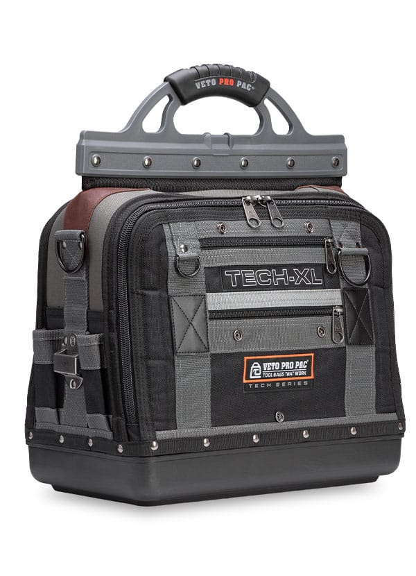 Sac à outils Veto Pro Pac Tech XL fermé, vu de trois quarts, sur fond clair