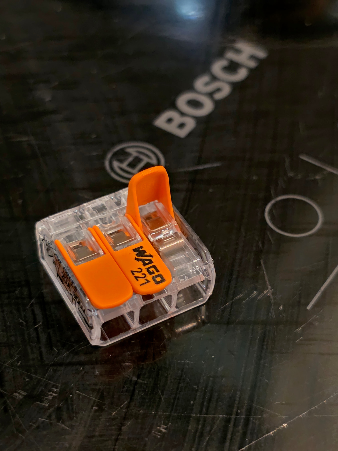 Borne de connexion Wago 221 transparente 32 A pour câble 6 mm²